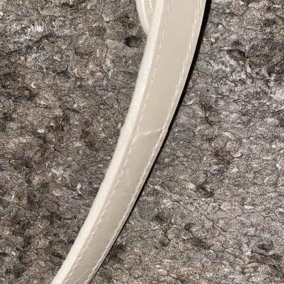 🌟EUC Cream Dooney & Burke Crossbody Bag - Picture 11 of 12